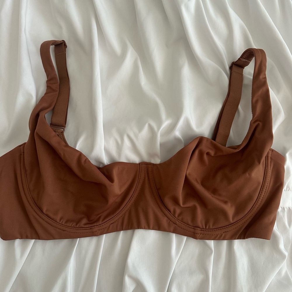 Underwire seamless bra SheCurve
